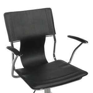 Ergonomiczny fotel biurowy czarny
